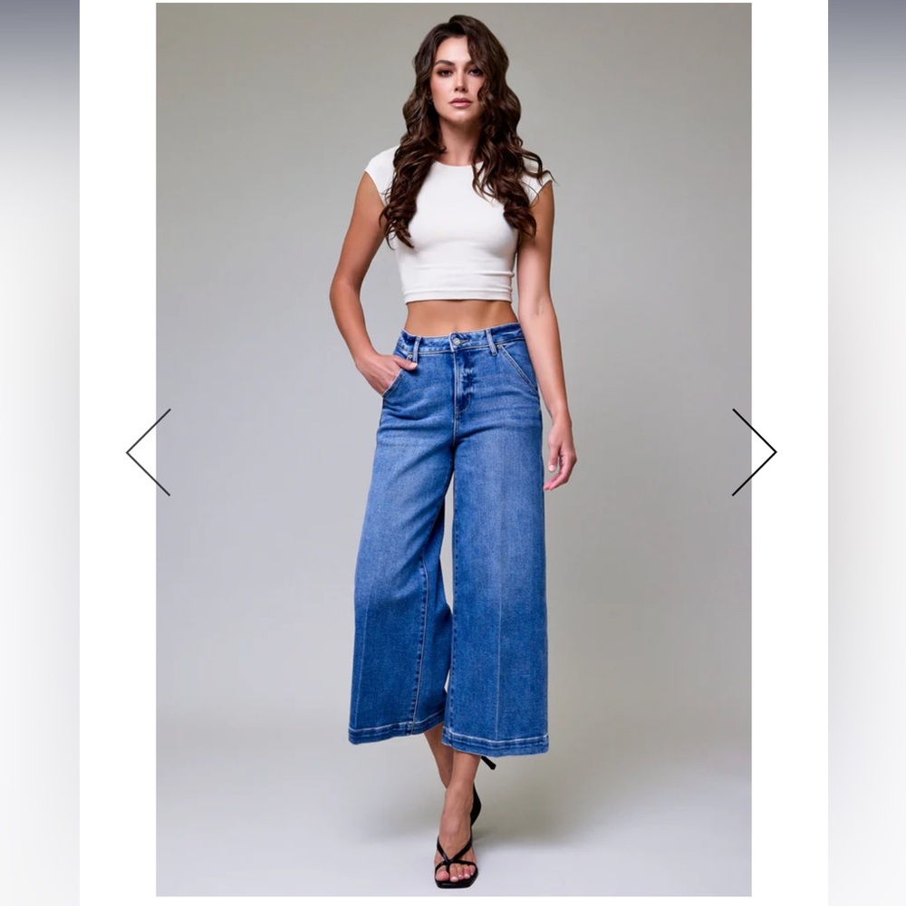 Hidden - Nori Dark Wash Clean Cropped Wide Leg Trouser